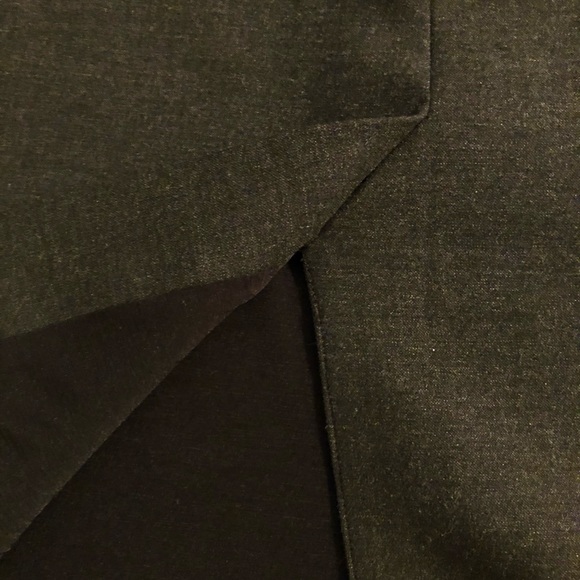 Burberry London (like new) Dark grey & black dress, fits more like a size 2 ) - Picture 8 of 16